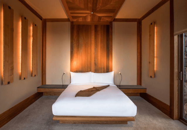 Amangani Deluxe Suite Bed